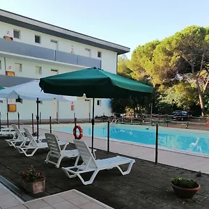 Aparthotel Pineta, Principina a Mare